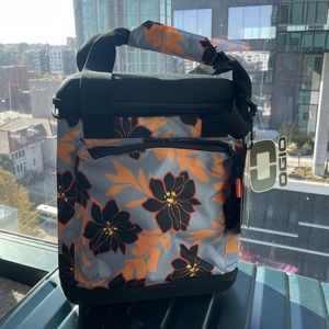 NWT Small Hawaiian print cooler/lunch bag